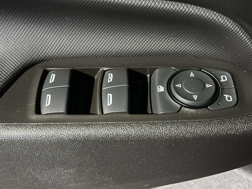 Used 2024 Chevrolet Equinox RS w/ LPO, Floor Liner Package AWD/4WD image 19