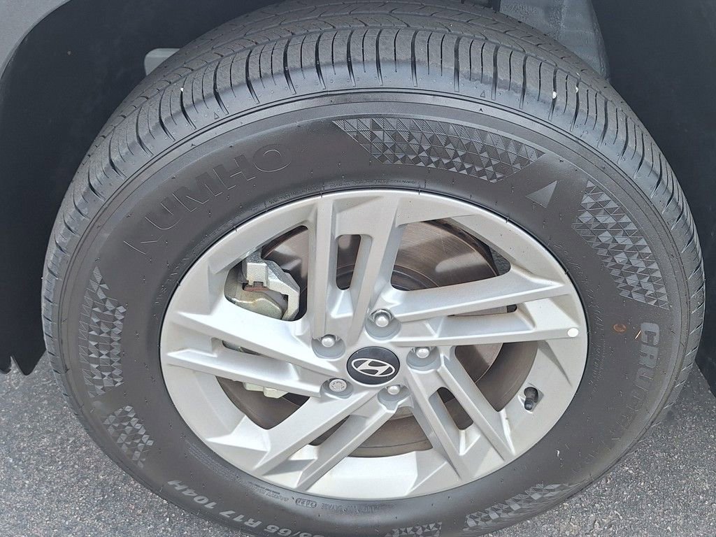 New 2025 Hyundai Tucson SE image 29