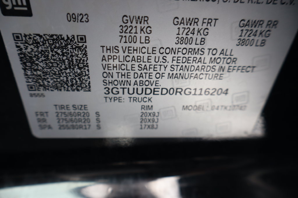 Used 2024 GMC Sierra 1500 SLT w/ SLT Premium Plus Package AWD/4WD image 34