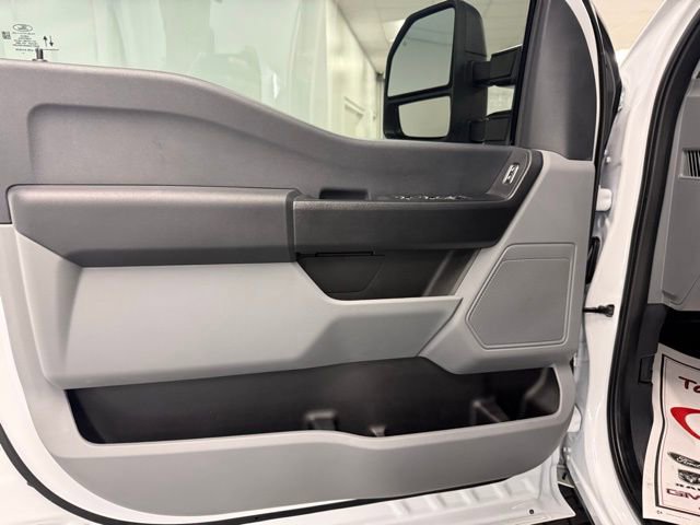 Used 2025 Ford F350 XL AWD/4WD image 13