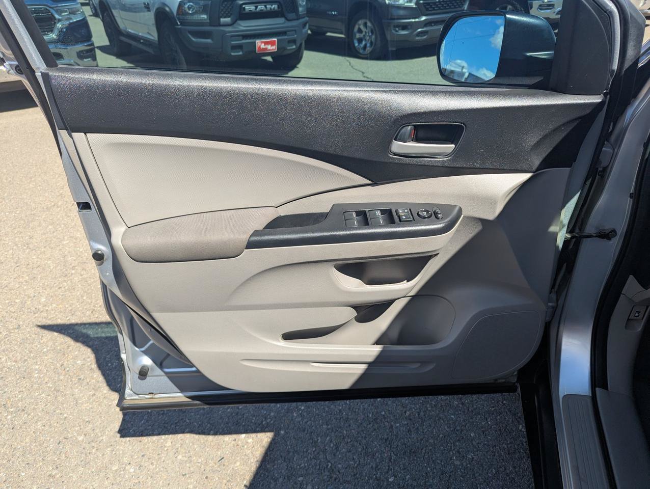 Used 2014 Honda CR-V LX image 9