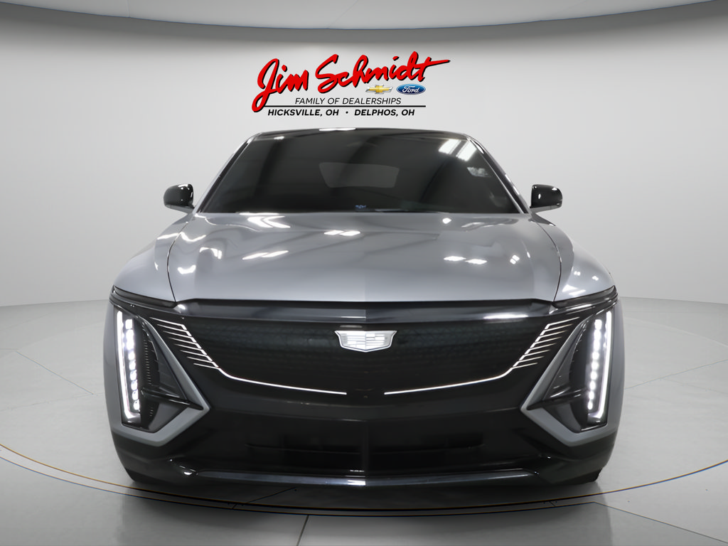 Used 2024 Cadillac Lyriq Sport AWD/4WD image 3