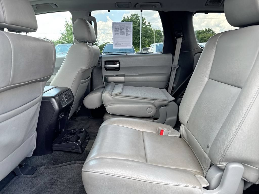 Used 2017 Toyota Sequoia Limited AWD/4WD image 24