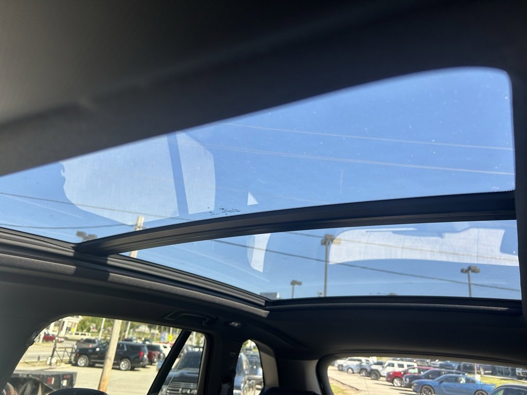 Used 2024 BMW X5 xDrive50e w/ M Sport Package image 23