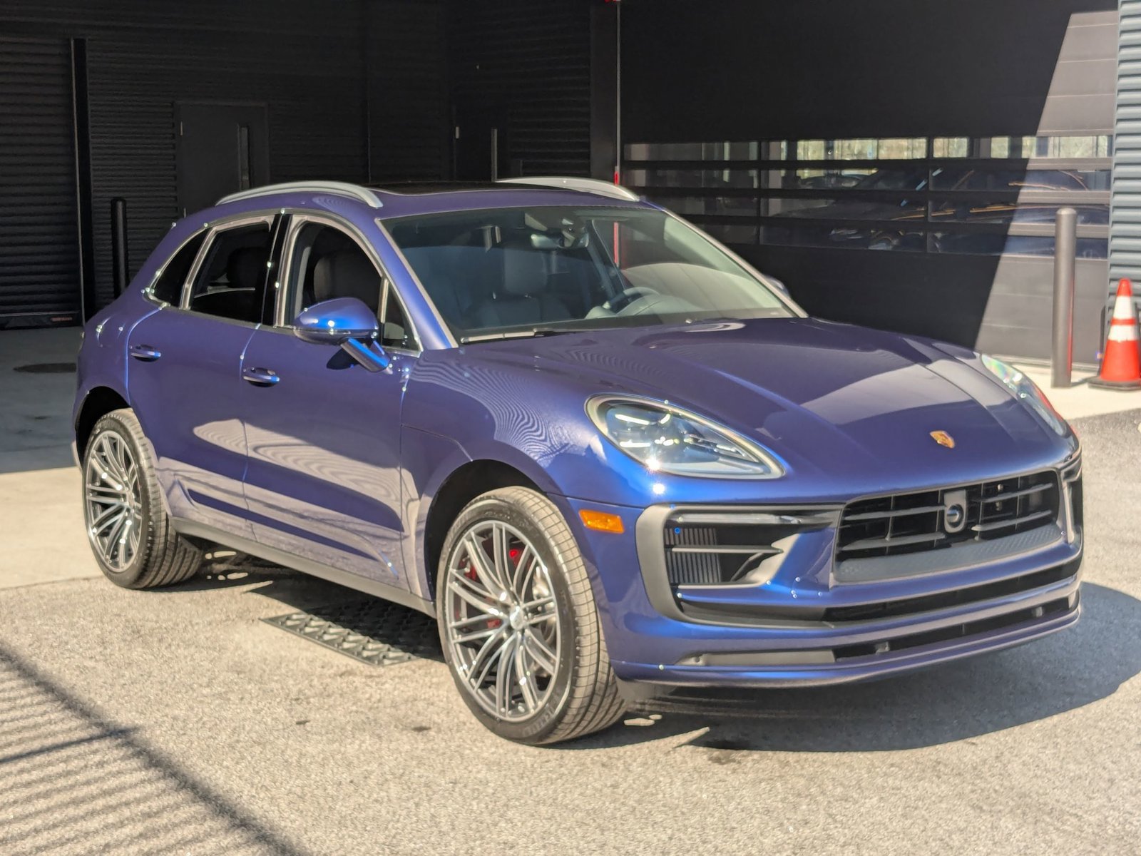 New 2026 Porsche Macan S AWD/4WD image 7