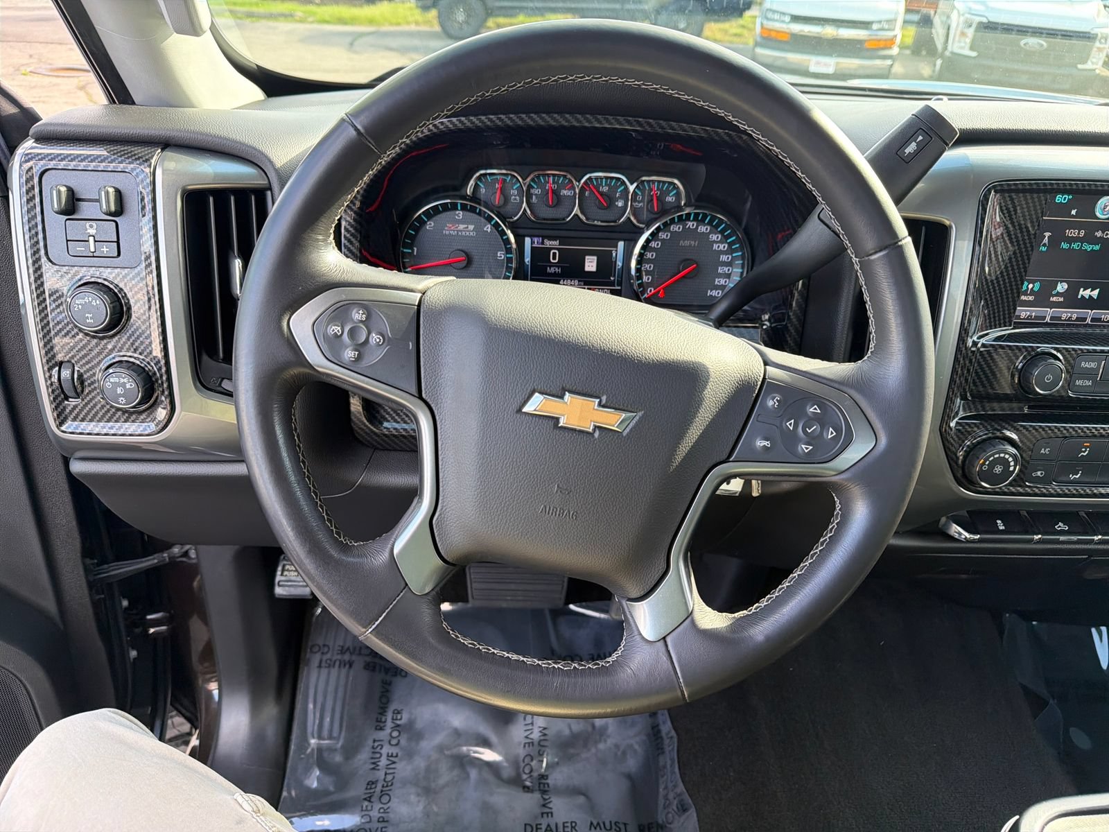 Used 2018 Chevrolet Silverado 1500 LT w/ LT Convenience Package AWD/4WD image 17