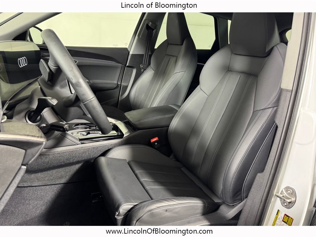 Used 2025 Audi Q5 Premium Plus w/ Premium Plus AWD/4WD image 16