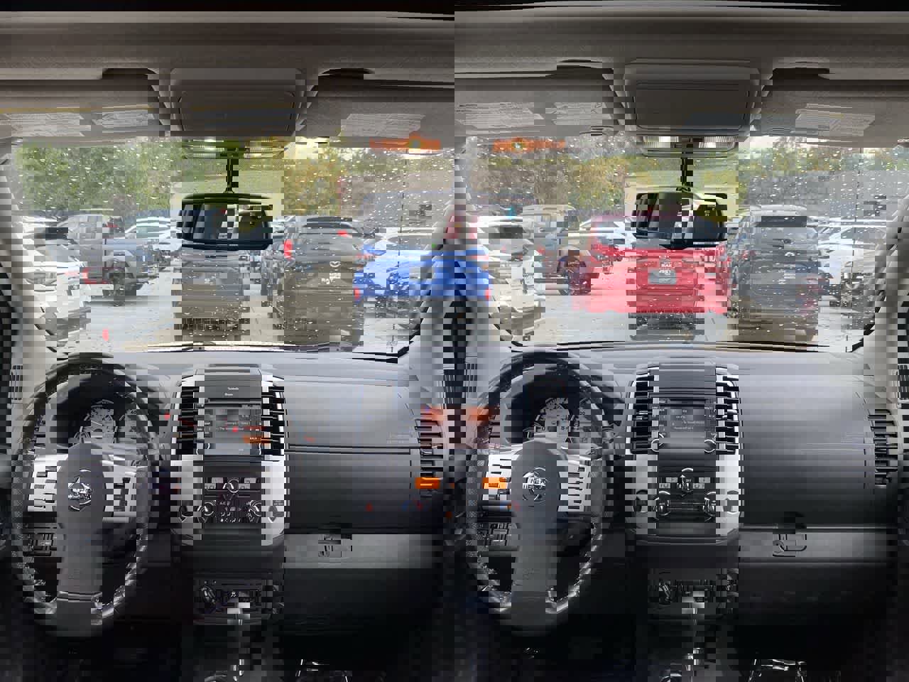 Used 2020 Nissan Frontier PRO-4X w/ Pro-4x Utility Package image 14