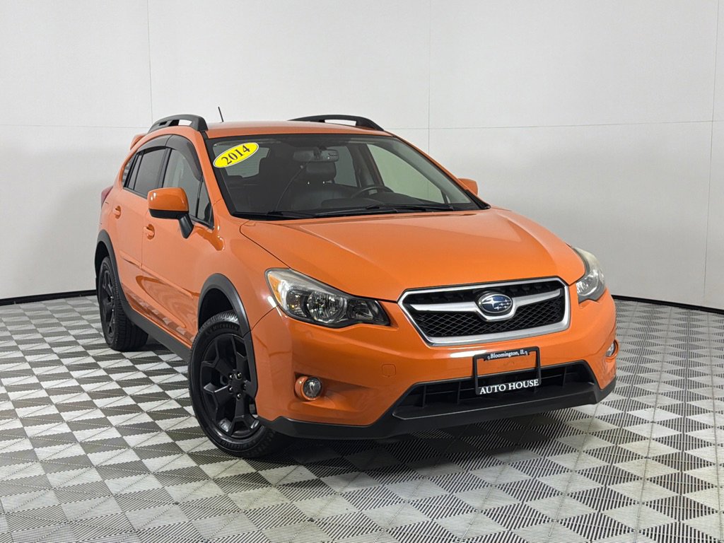 Used 2014 Subaru Crosstrek 2.0i Limited w/ Popular Package #2 AWD/4WD image 2