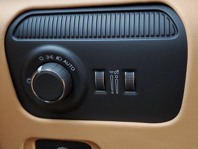 New 2026 Jeep Grand Wagoneer L Summit AWD/4WD image 33