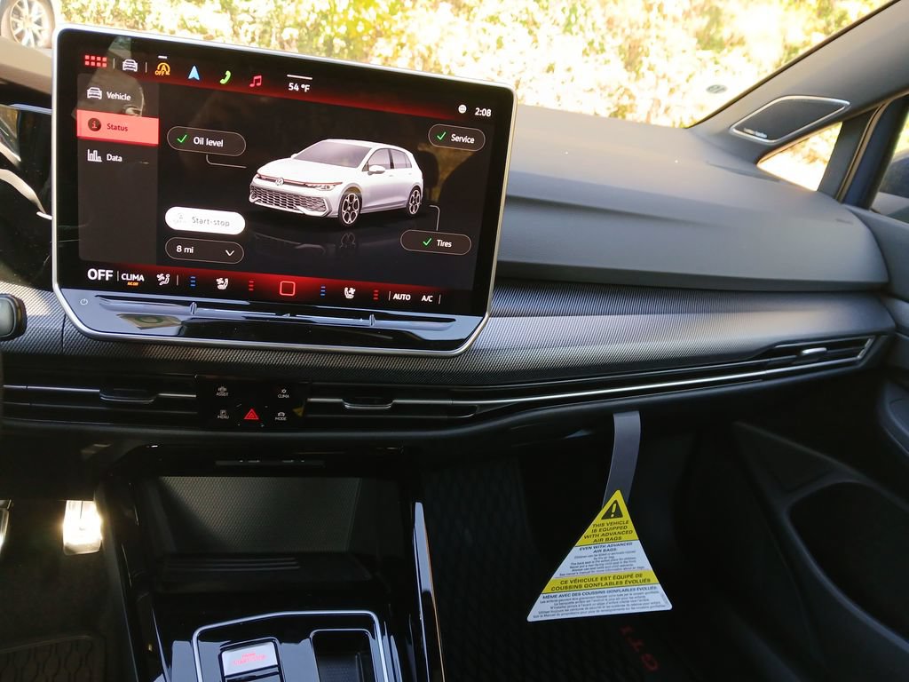 New 2026 Volkswagen GTI SE FWD image 17