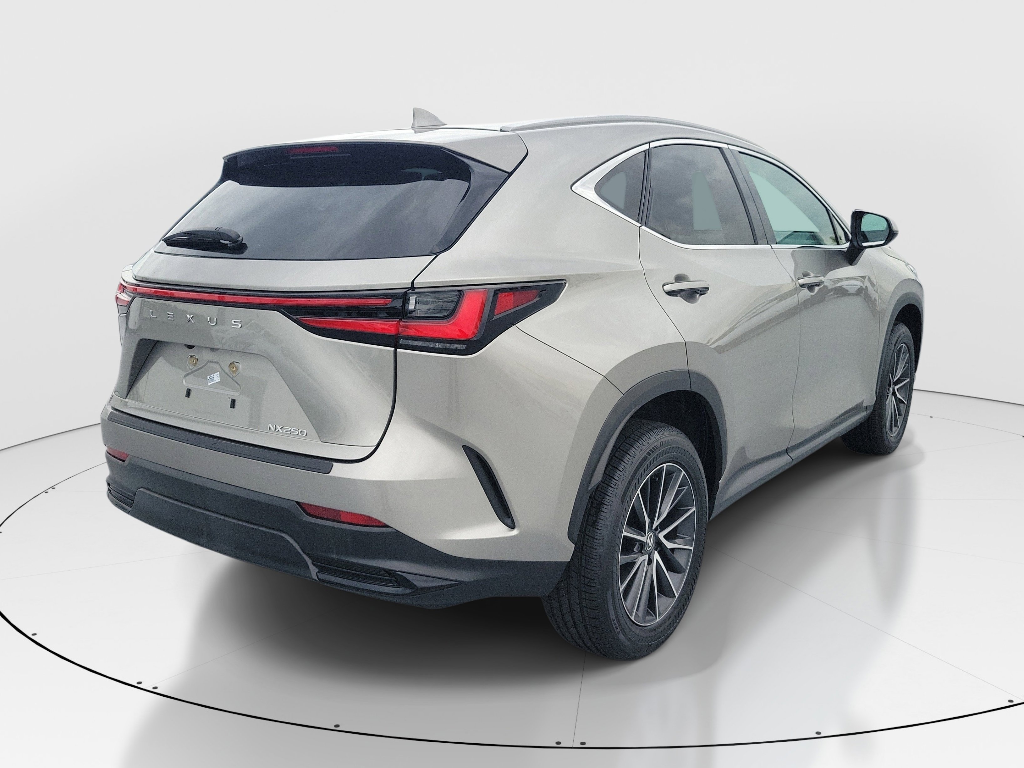 Used 2024 Lexus NX 250 FWD w/ Towing Package (2000 Lbs) image 6