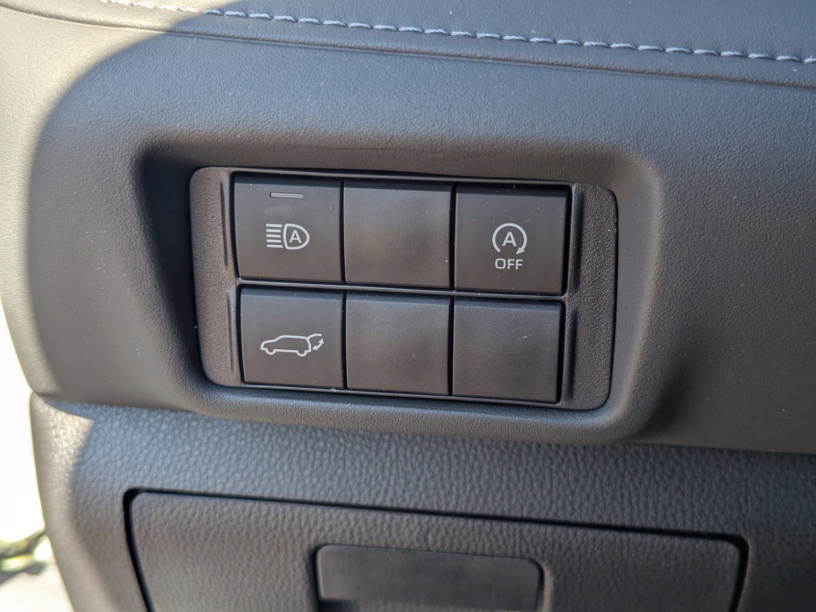 Used 2024 Toyota Highlander XSE image 32