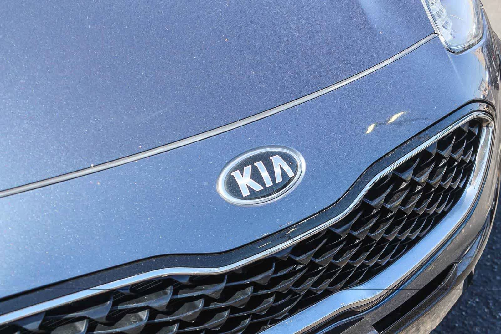 Used 2020 Kia Sportage LX AWD/4WD image 16