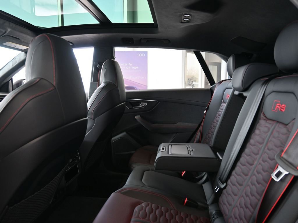 New 2026 Audi RS Q8 performance image 19