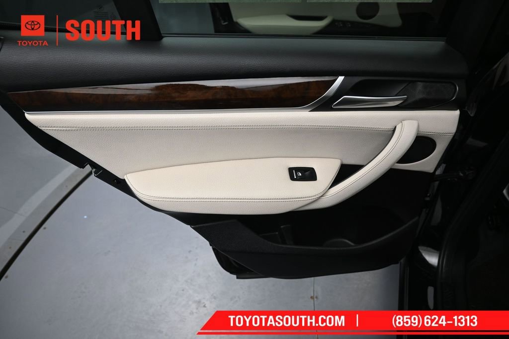 Used 2017 BMW X3 xDrive28i AWD/4WD image 27