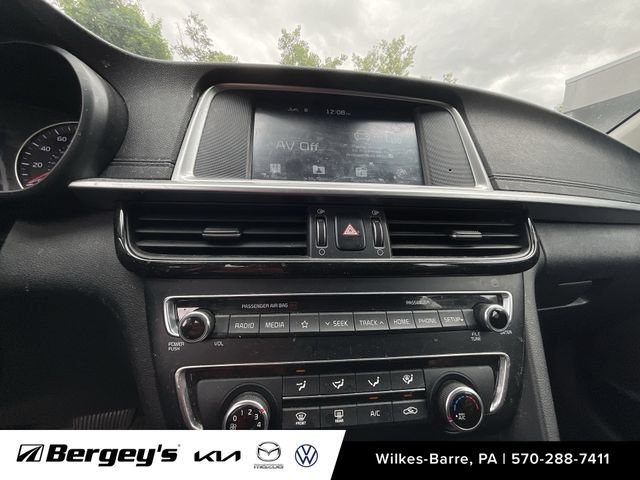 Used 2019 Kia Optima LX w/ LX 17" Wheel Package FWD image 6
