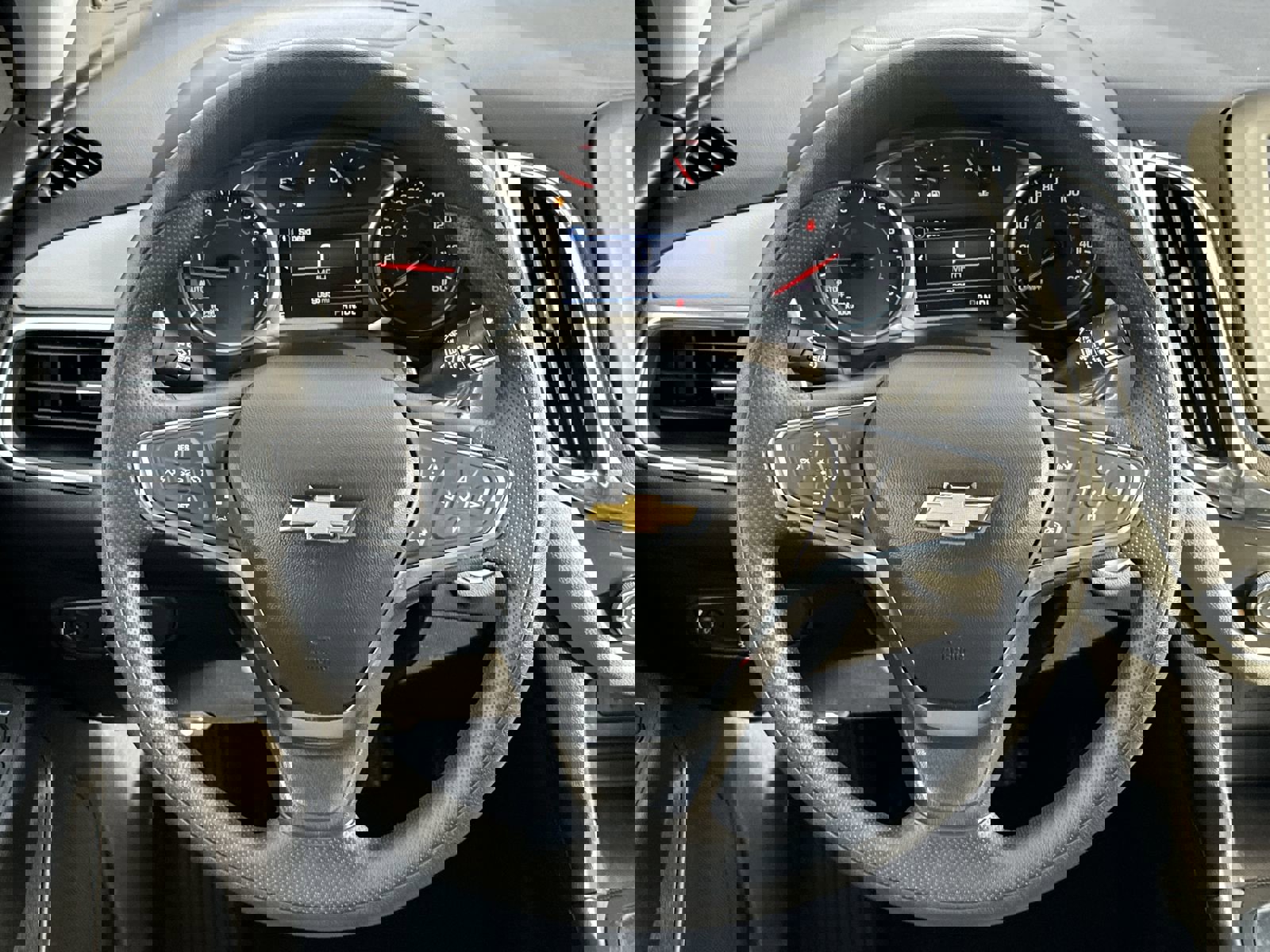 Certified 2024 Chevrolet Equinox LS w/ LS Convenience Package image 19