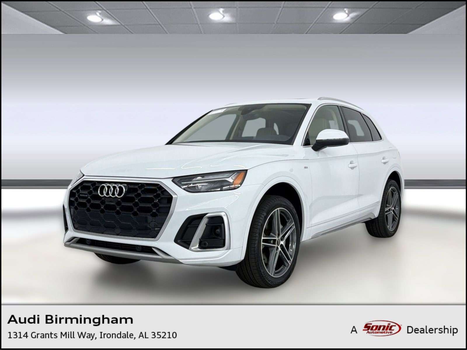 Used 2023 Audi Q5 e Premium Plus w/ Premium Plus Package