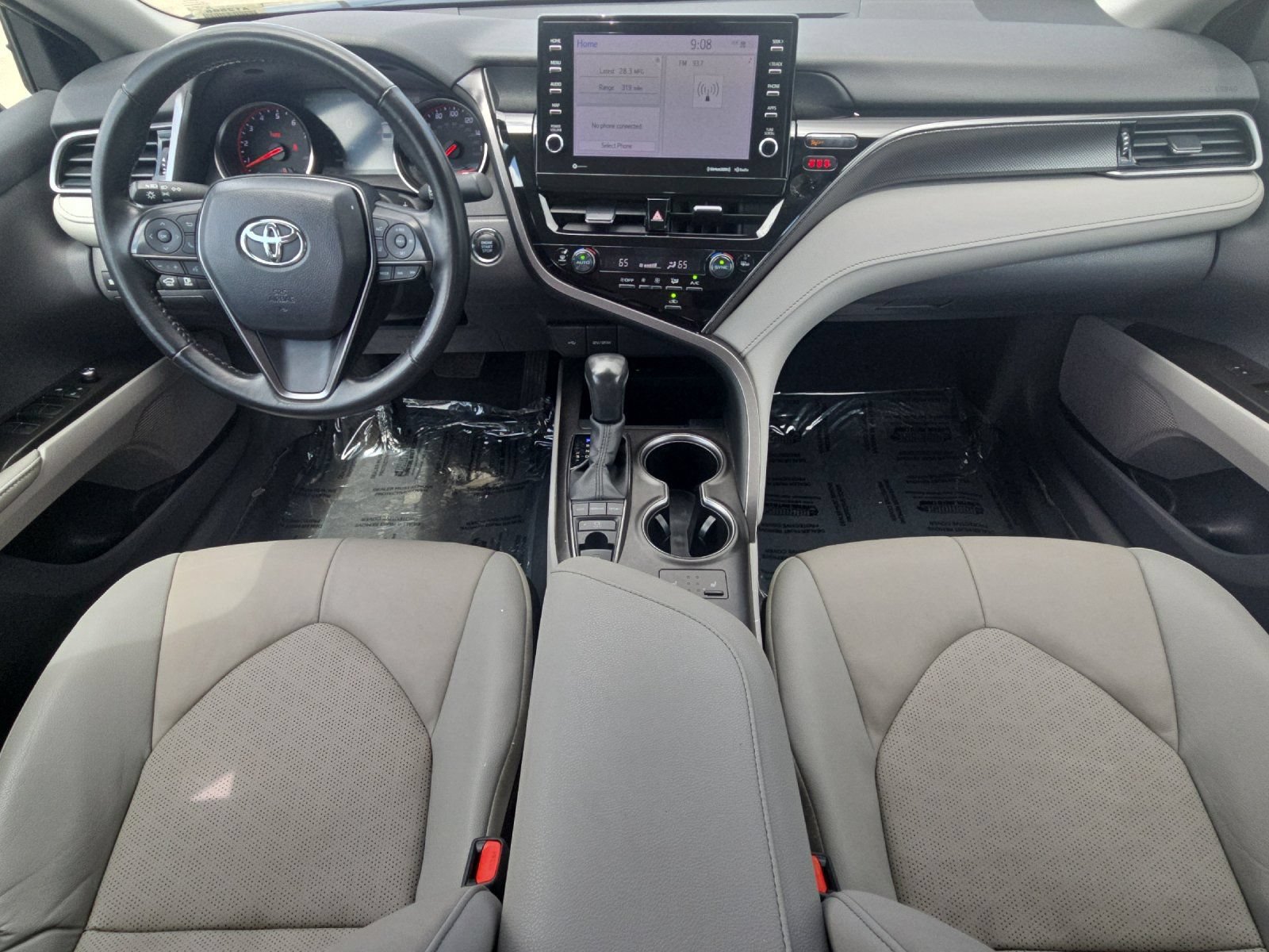 Used 2024 Toyota Camry XSE FWD image 12