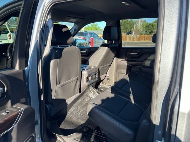 Used 2021 GMC Sierra 1500 SLT w/ SLT Premium Plus Package AWD/4WD image 16