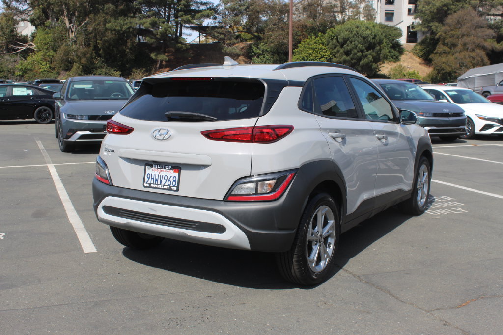 Used 2023 Hyundai Kona SEL FWD image 7