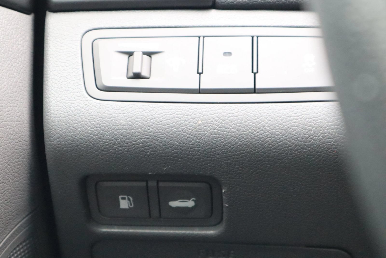 Used 2012 Hyundai Sonata GLS FWD image 28