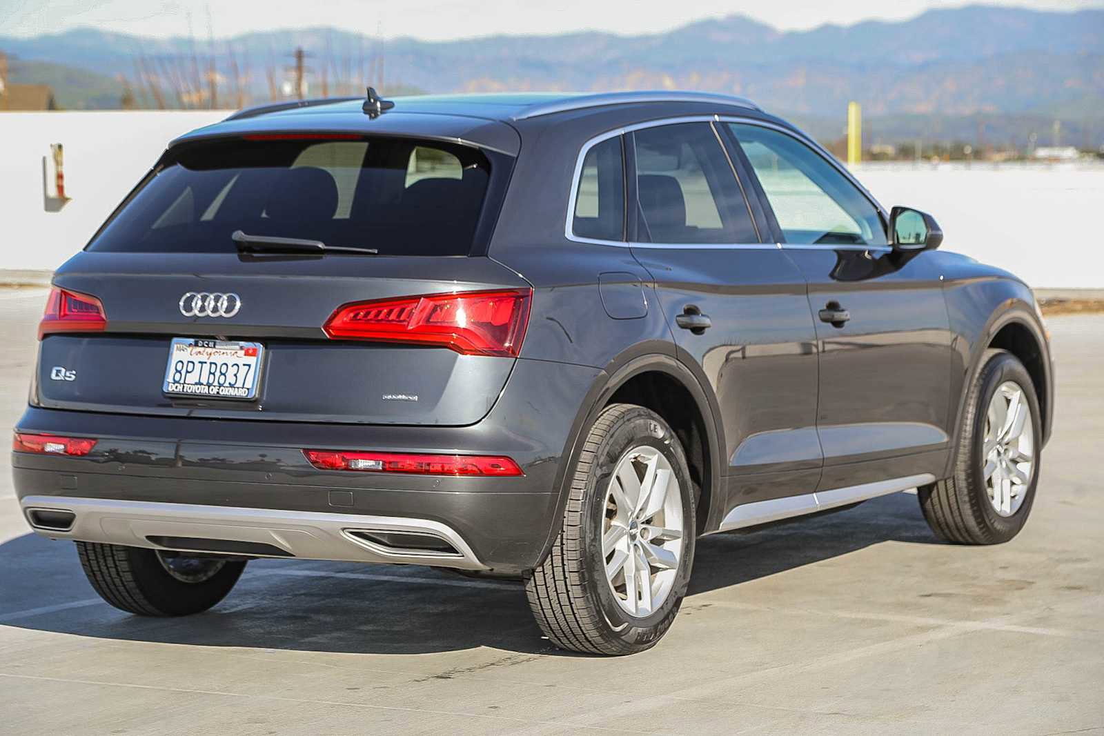 Used 2020 Audi Q5 2.0T Premium w/ Convenience Package image 5