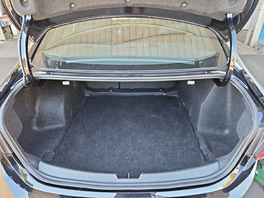 Used 2025 Chevrolet Malibu LT FWD image 27