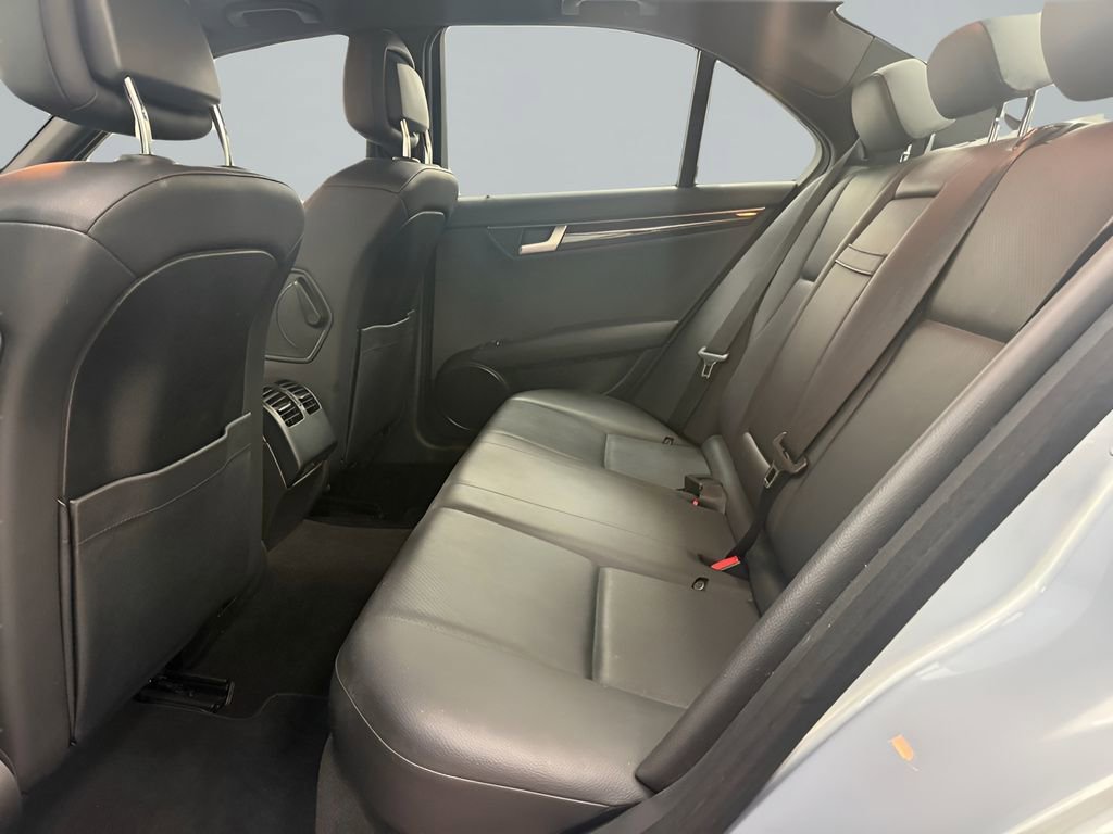 Used 2013 Mercedes-Benz C 250 Sedan image 13