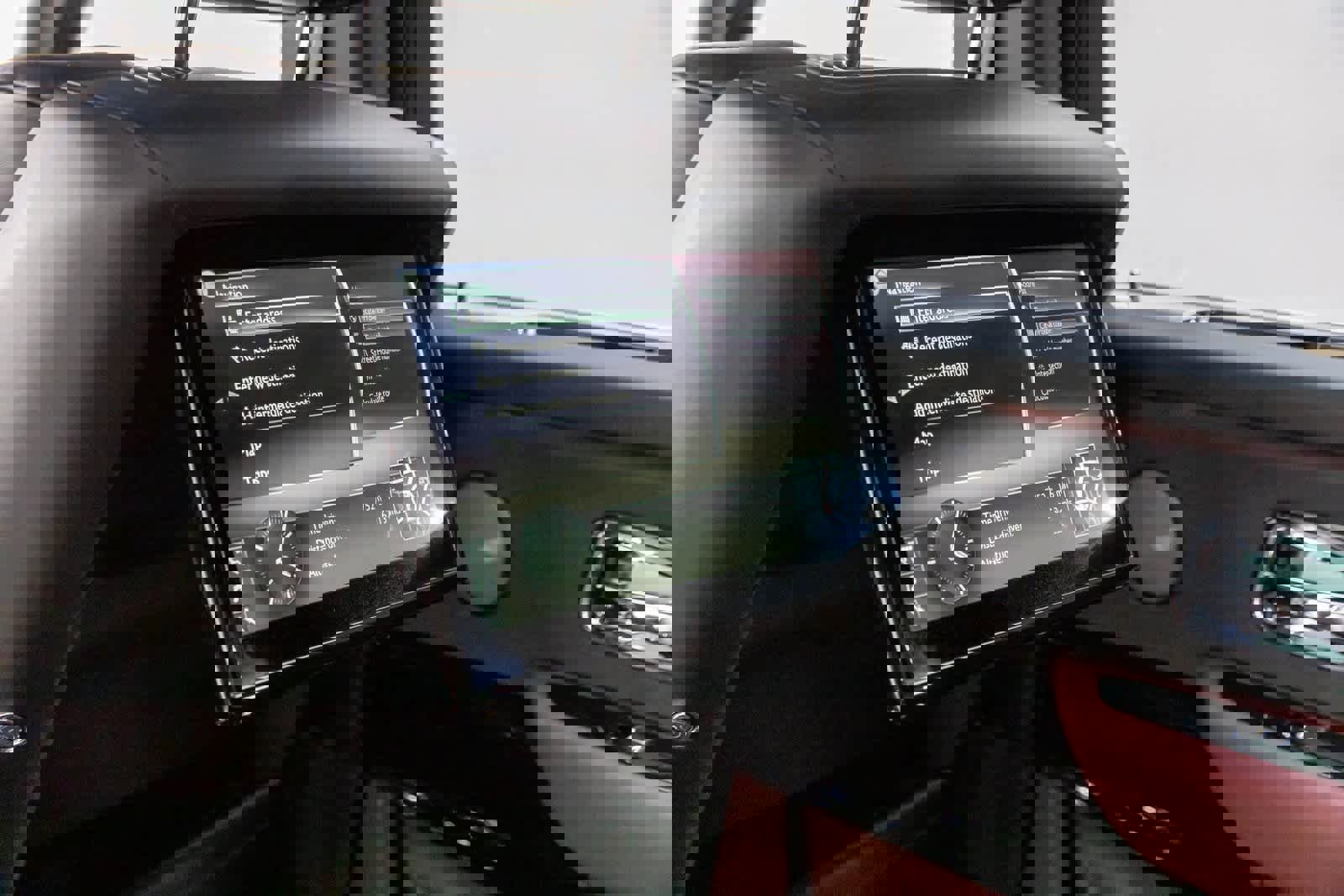 Used 2022 Rolls-Royce Cullinan image 31