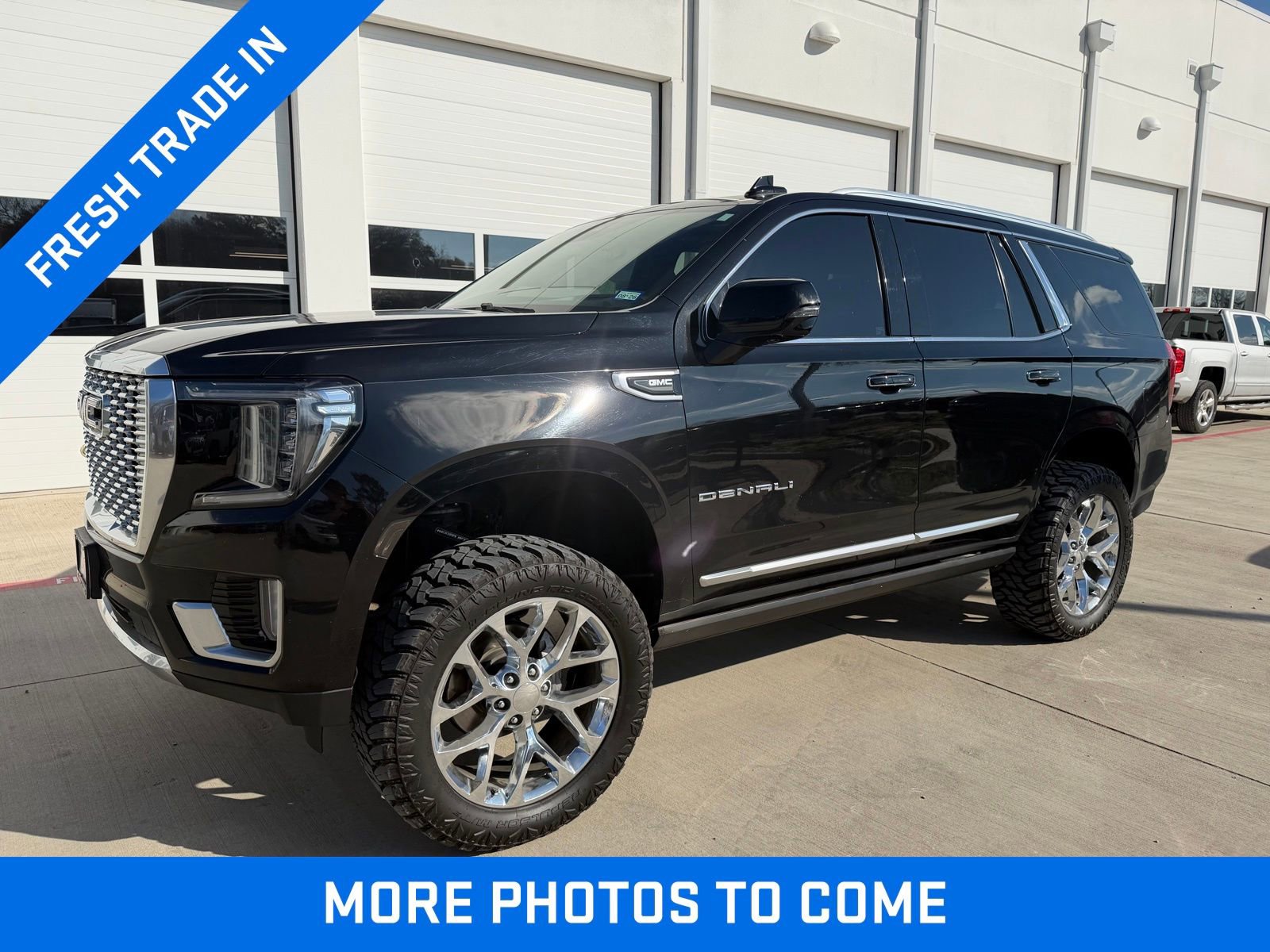 Used 2022 GMC Yukon Denali w/ Denali Premium Package