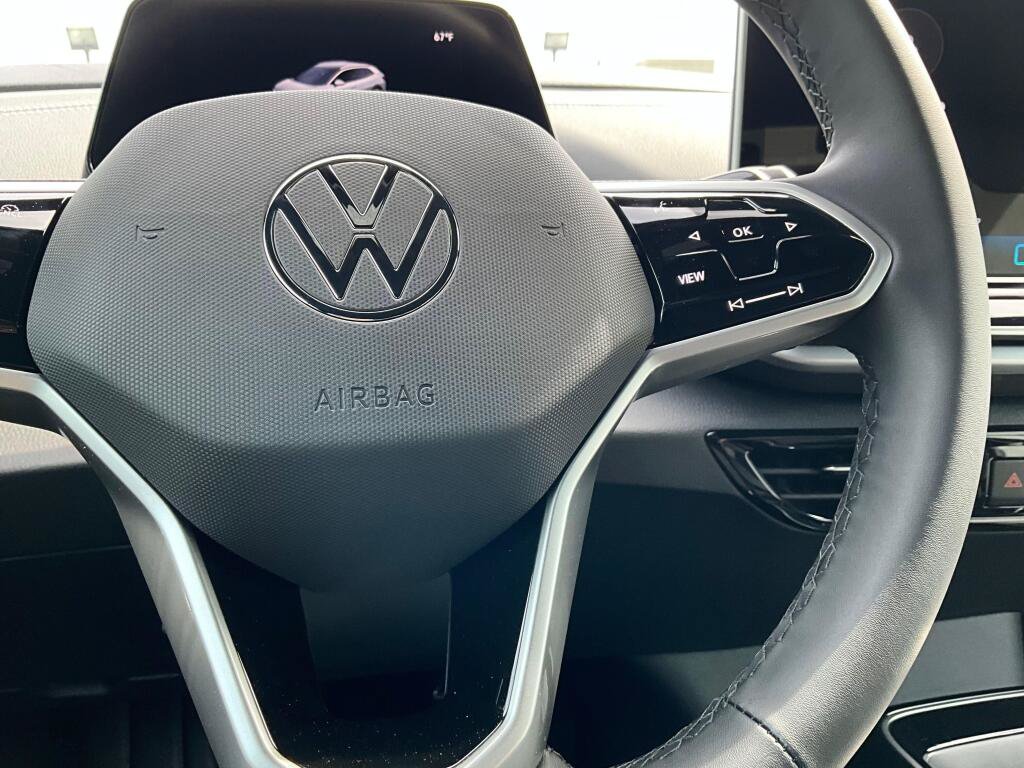 New 2026 Volkswagen ID.4 Pro AWD/4WD image 20