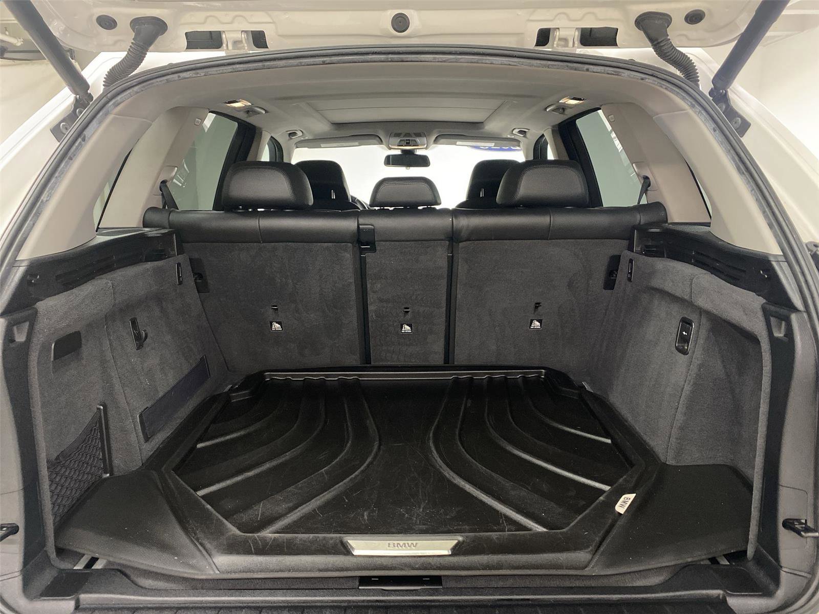 Used 2015 BMW X5 xDrive35d image 25