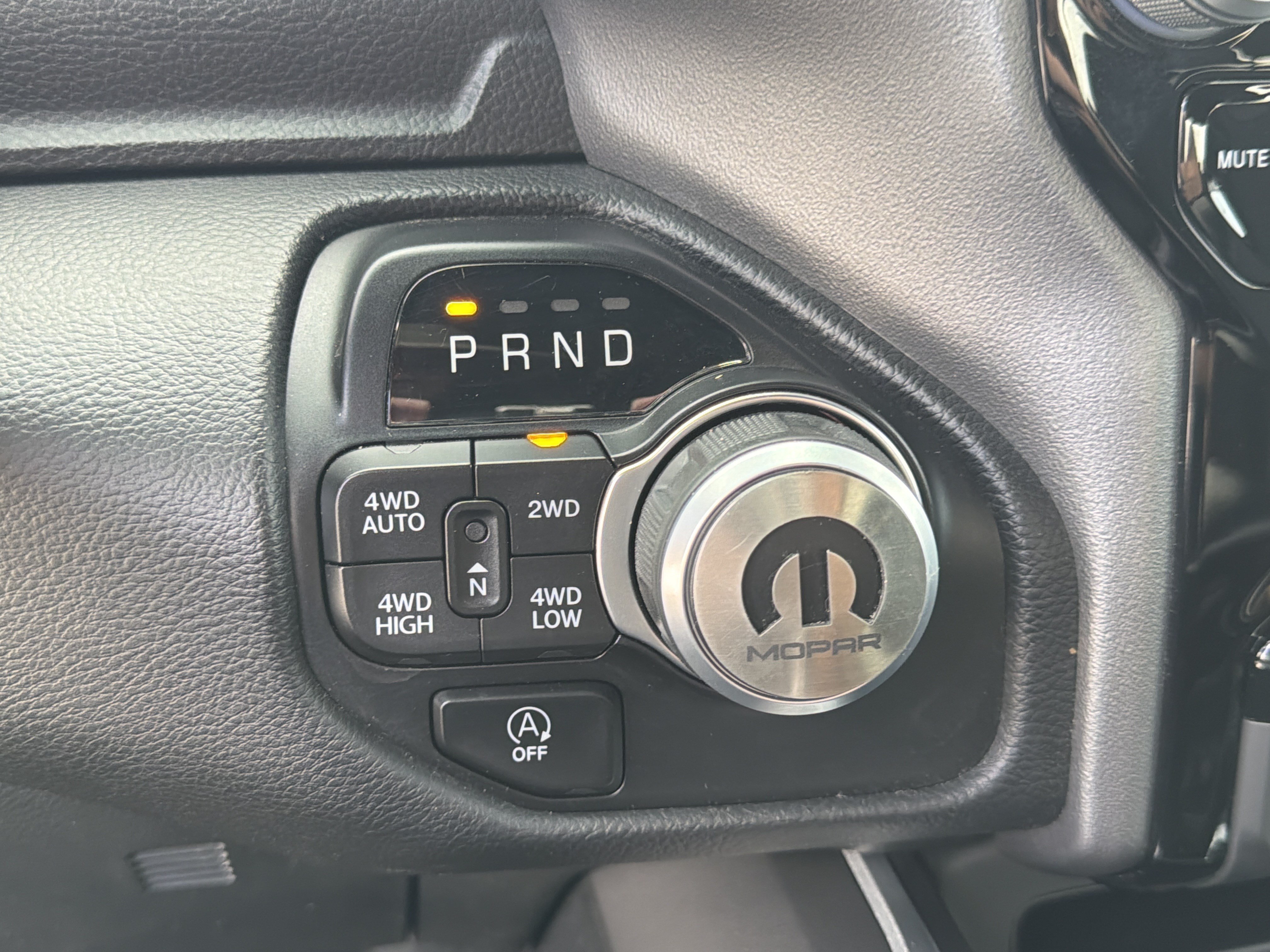 Used 2023 RAM 1500 Big Horn AWD/4WD image 36