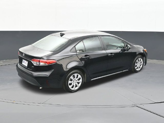 Used 2026 Toyota Corolla LE FWD image 56