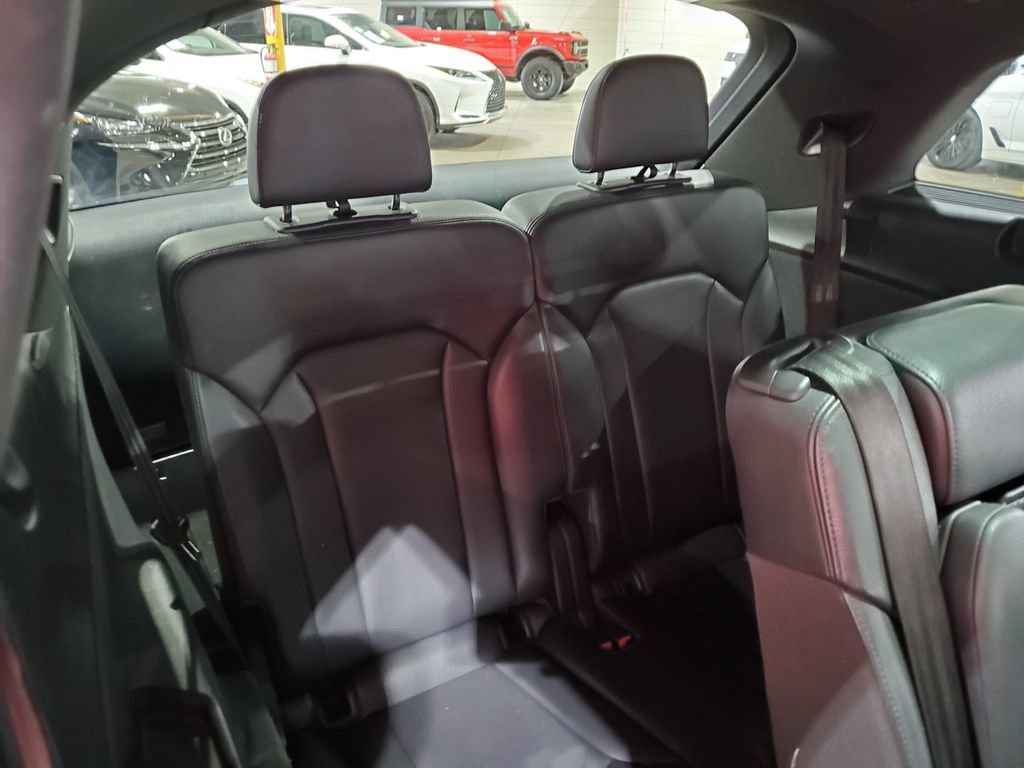 Used 2019 Audi Q7 2.0T Premium Plus AWD/4WD image 23