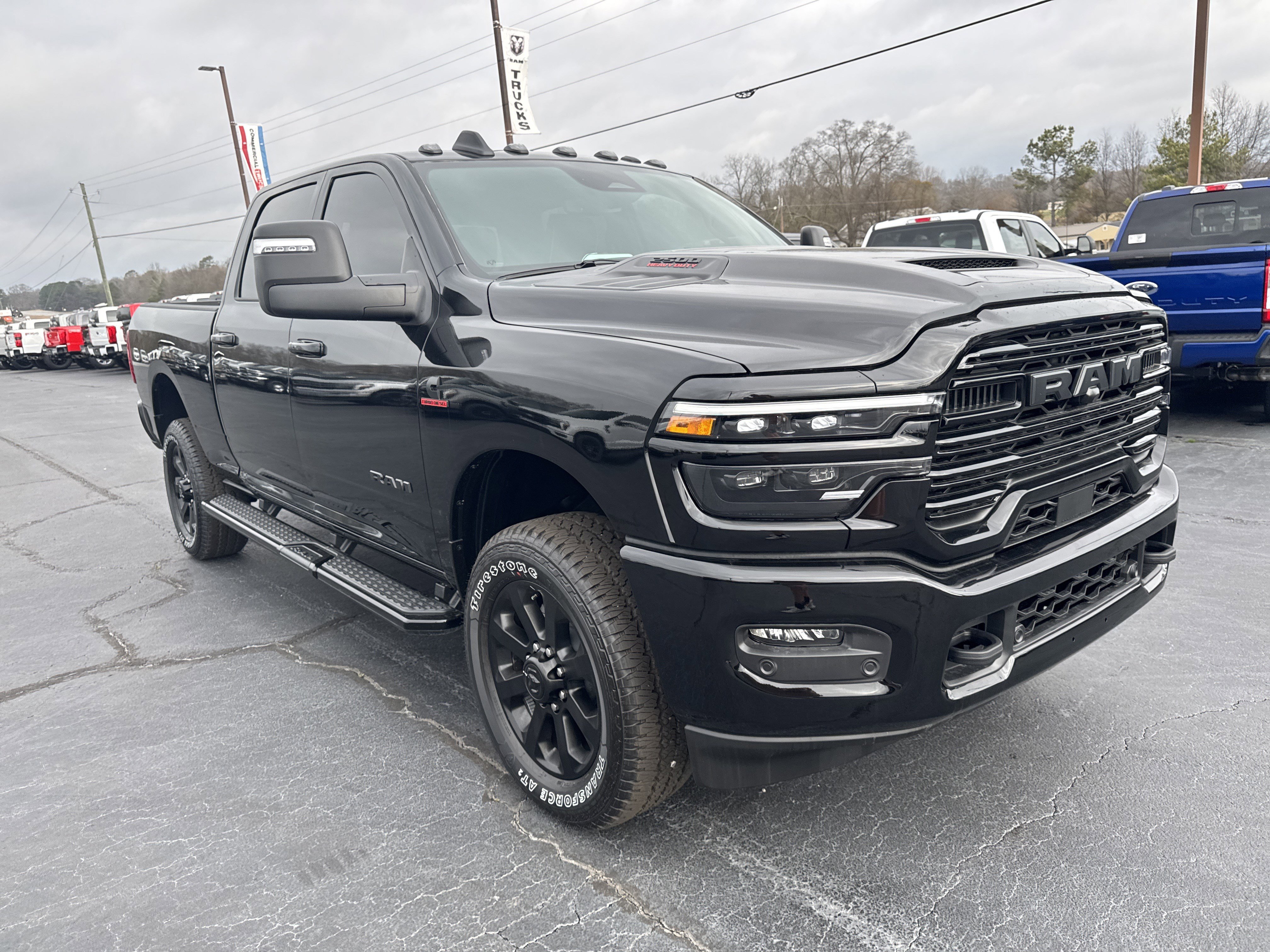 New 2026 RAM 2500 Laramie AWD/4WD image 4