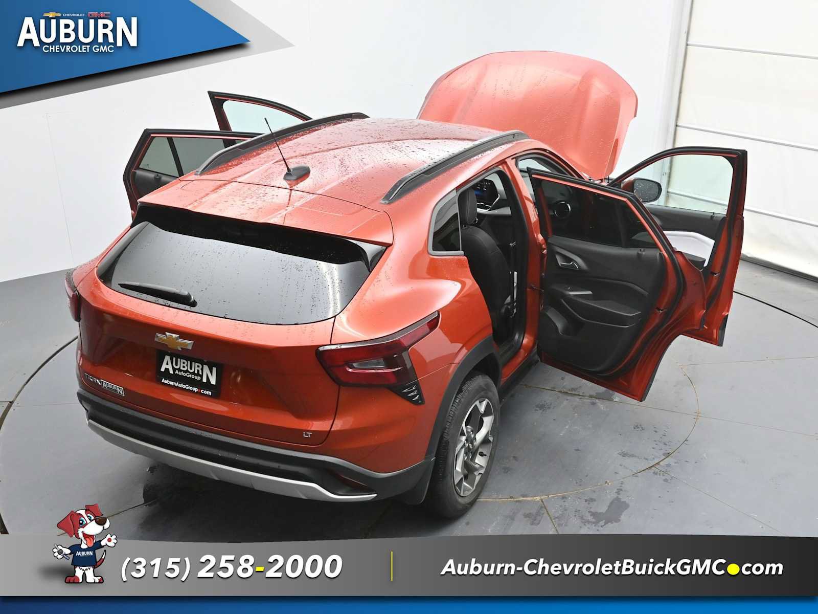 Used 2024 Chevrolet Trax LT w/ Driver Confidence Package FWD image 39