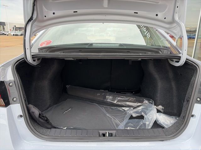 New 2025 Nissan Versa SV w/ Trunk Package FWD image 20
