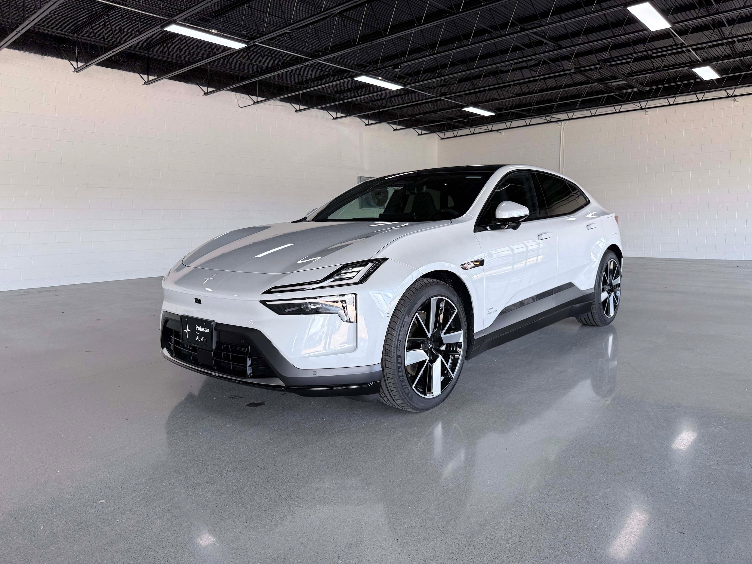 New 2026 Polestar Polestar 4 AWD/4WD image 2