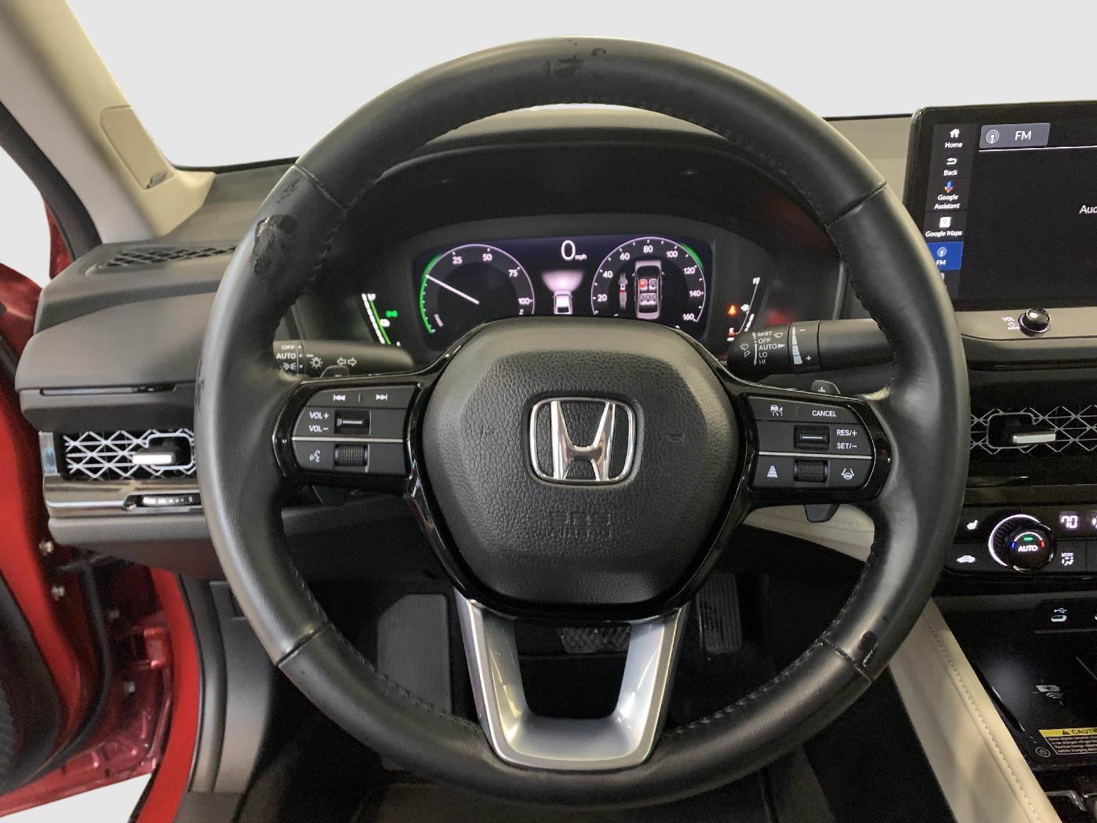 Used 2023 Honda Accord Touring image 15