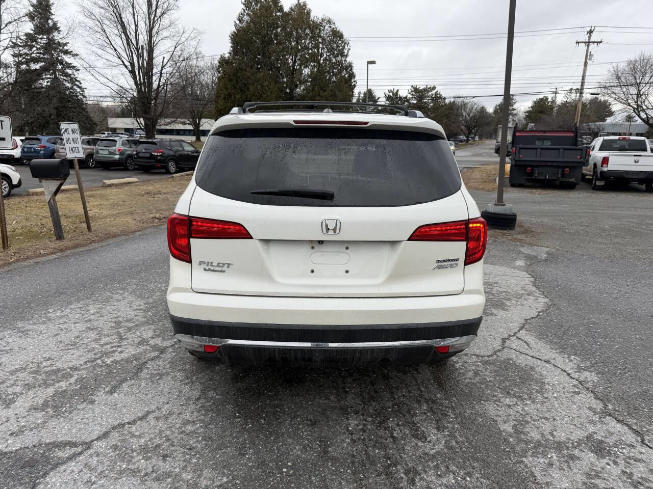Used 2016 Honda Pilot Touring image 4