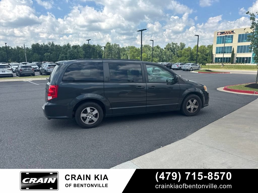 Used 2012 Dodge Grand Caravan SXT FWD image 10