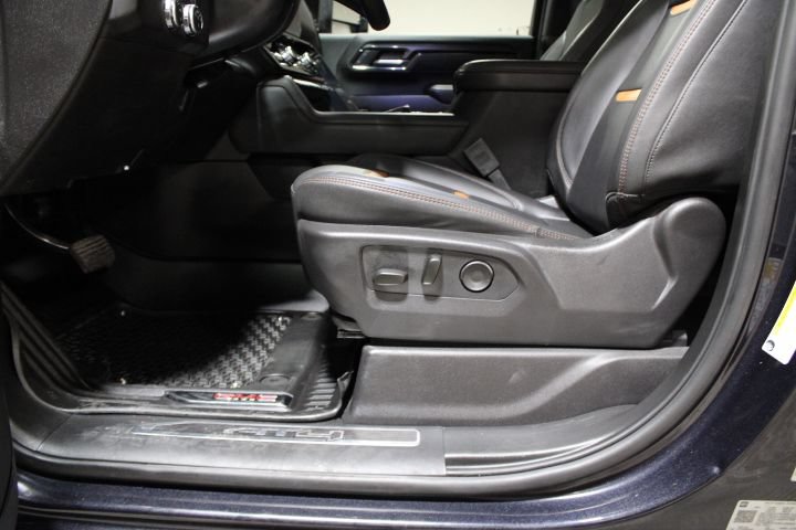 Used 2025 GMC Sierra 2500 AT4 AWD/4WD image 20