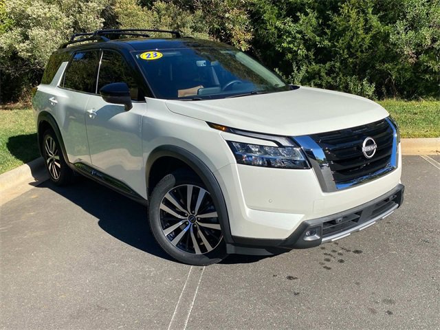 Used 2023 Nissan Pathfinder Platinum