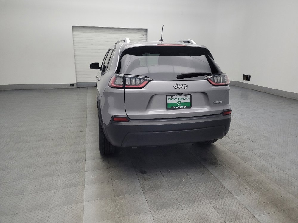Used 2019 Jeep Cherokee Latitude w/ Popular Appearance Group image 6