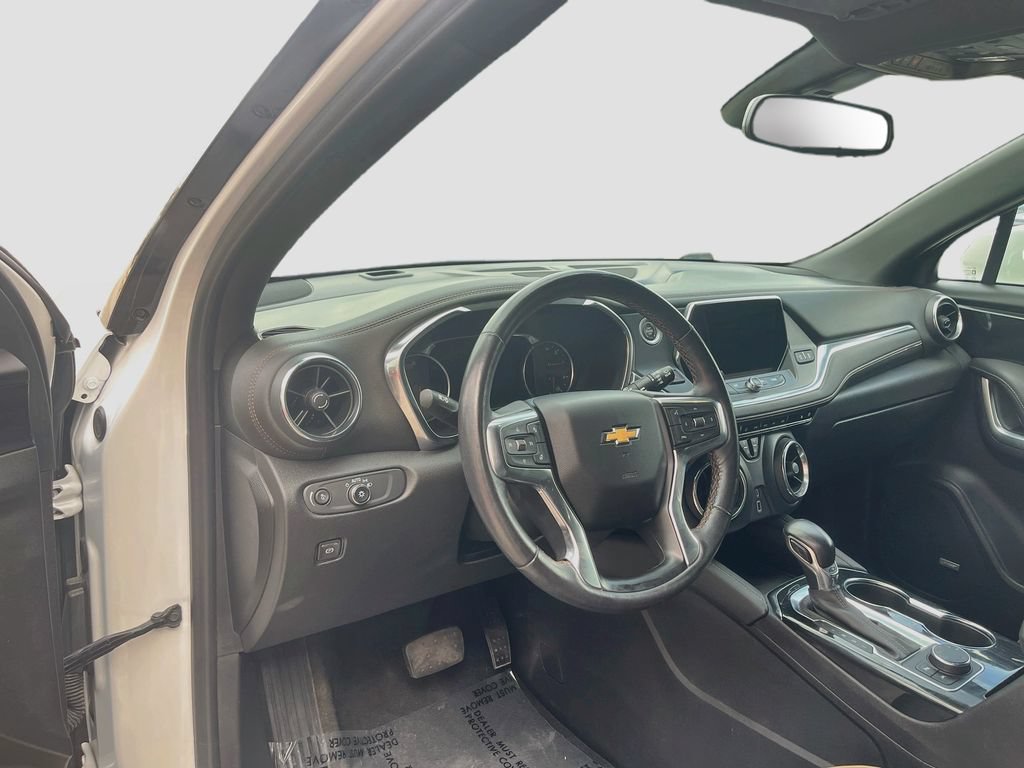 Used 2022 Chevrolet Blazer Premier w/ Enhanced Convenience Package AWD/4WD image 9