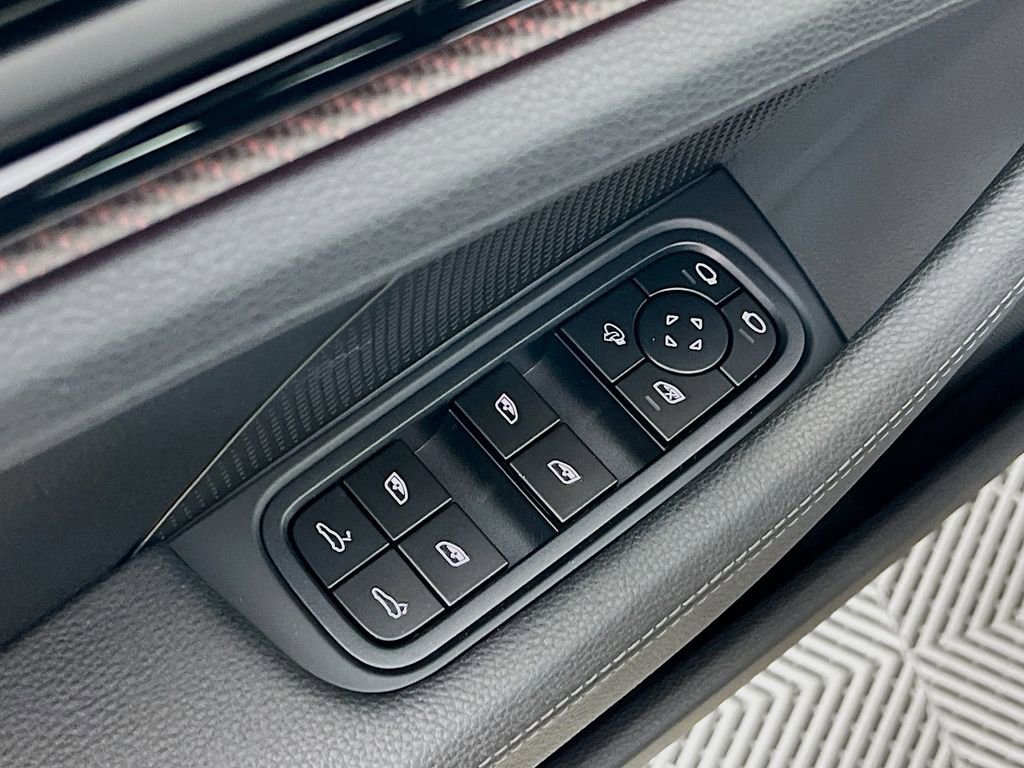 New 2026 Porsche Panamera 4 image 20