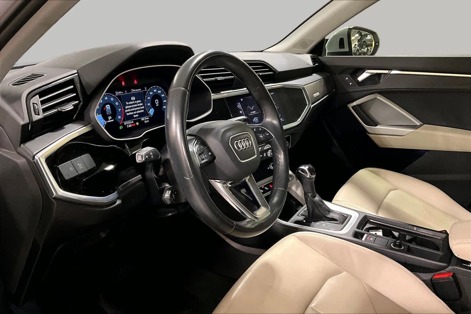 Used 2022 Audi Q3 2.0T Premium Plus w/ Premium Plus Package AWD/4WD image 18